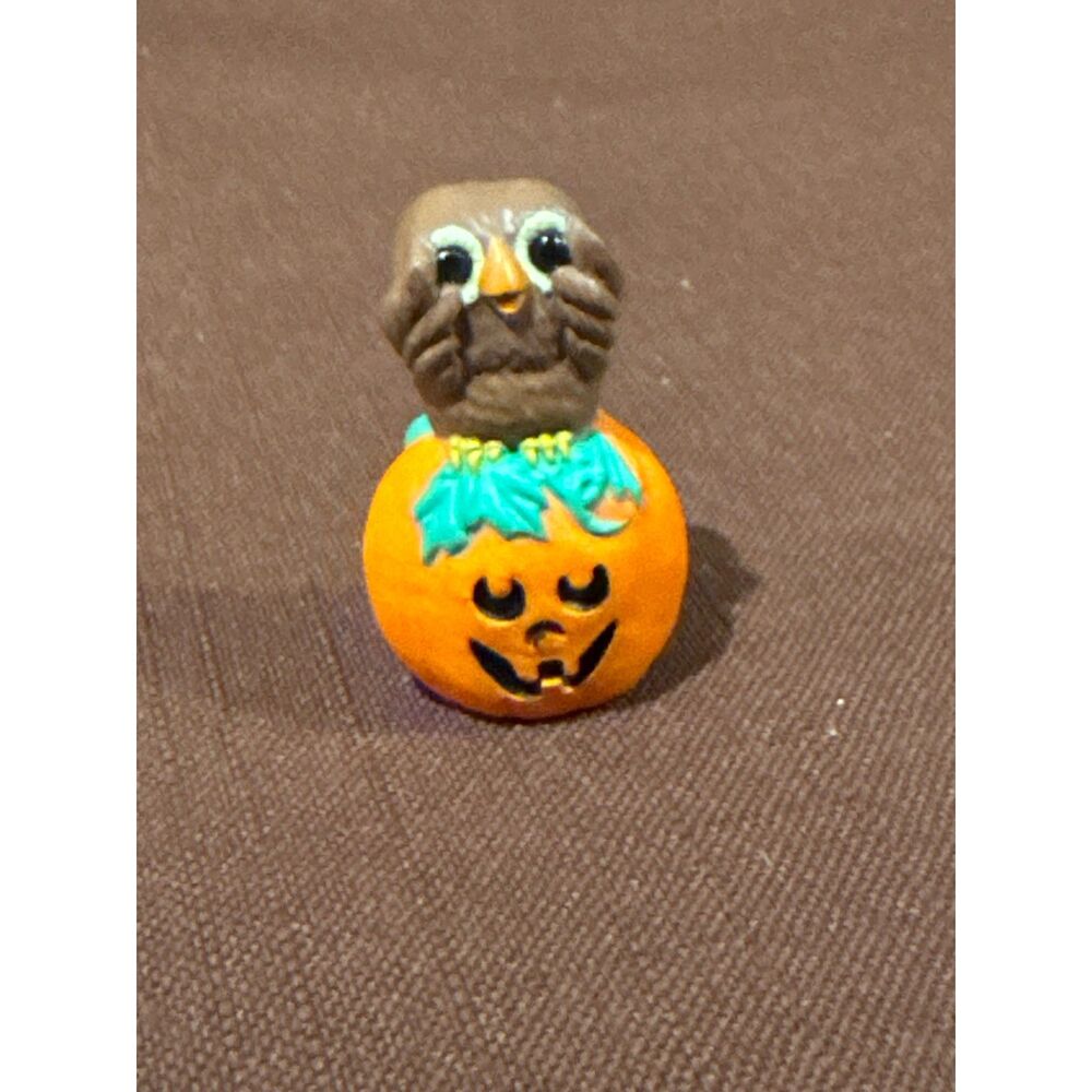 Vintage Hallmark Halloween Merry Miniature Owl on a Pumpkin Jack-O-Lantern